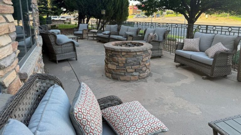 Holiday Inn Express & Suites Loveland