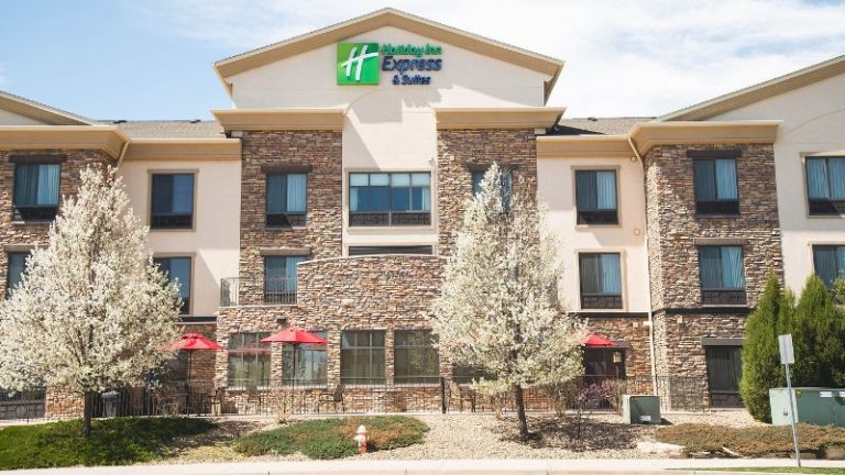 Holiday Inn Express & Suites Loveland