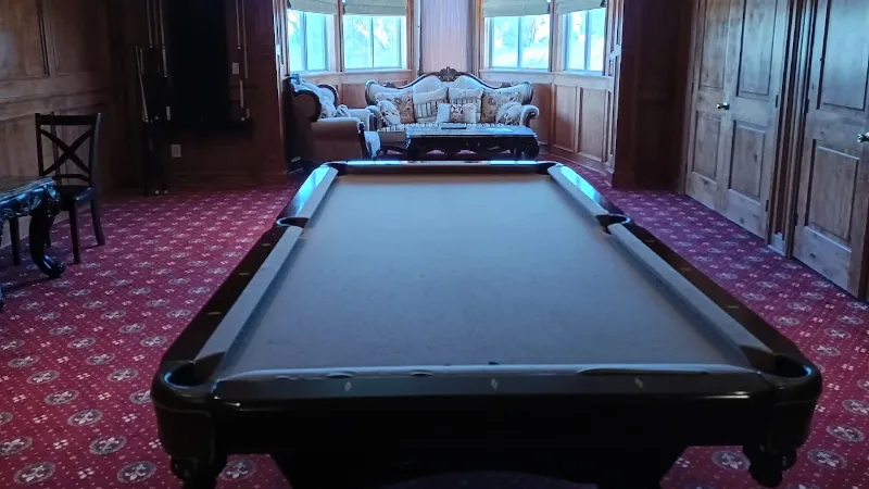 Inn at Churon Winery, room with private jacuzzi, photo 8