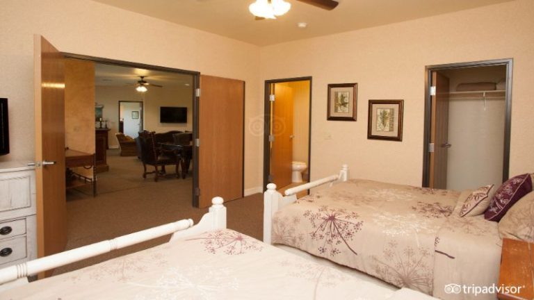 Inn on Baron’s Creek