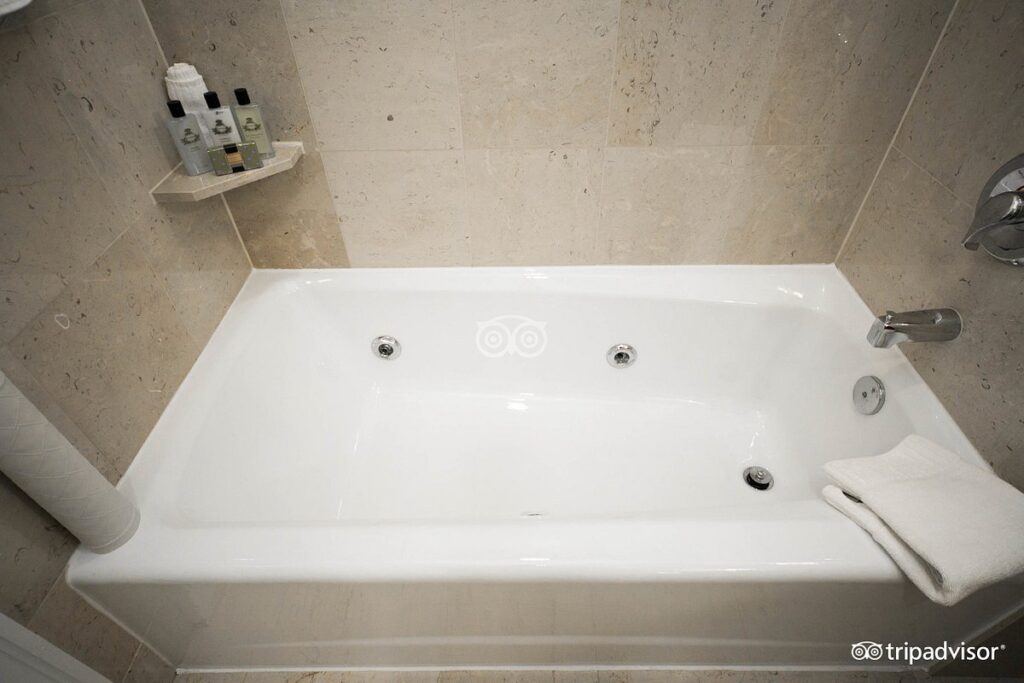 InterContinental Suites Hotel Cleveland, an IHG Hotel
