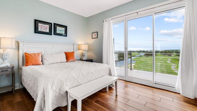 Kiva Dunes
