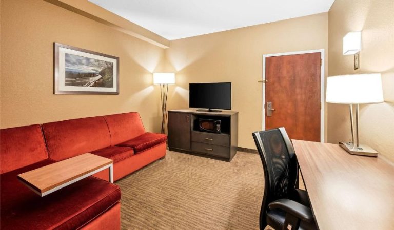 La Quinta Inn & Suites by Wyndham Boone University