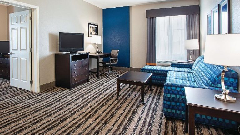 La Quinta Inn & Suites by Wyndham San Antonio Northwest