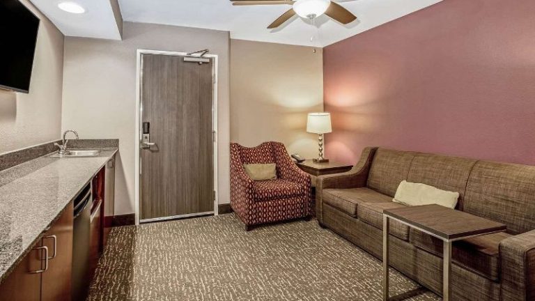 La Quinta Inn & Suites by Wyndham Kearney