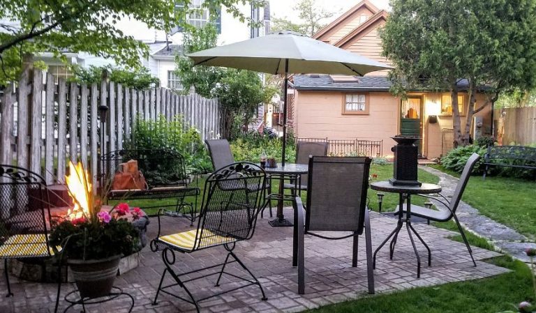 Lilly Pad – Boerners’ Guest House
