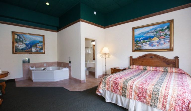 Miami Gardens Inn & Suites