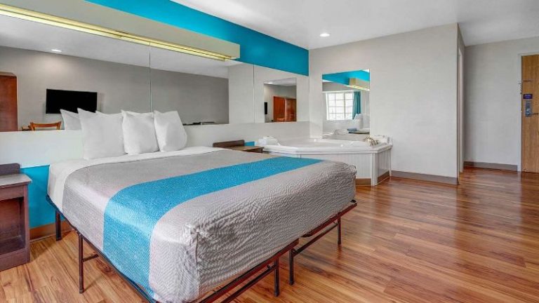 Motel 6 Idaho Falls, ID – Snake River