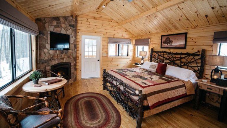 Oak Lodge
