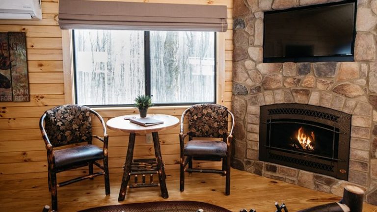 Oak Lodge