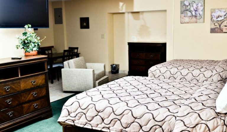 Pacer Inn & Suites Motel