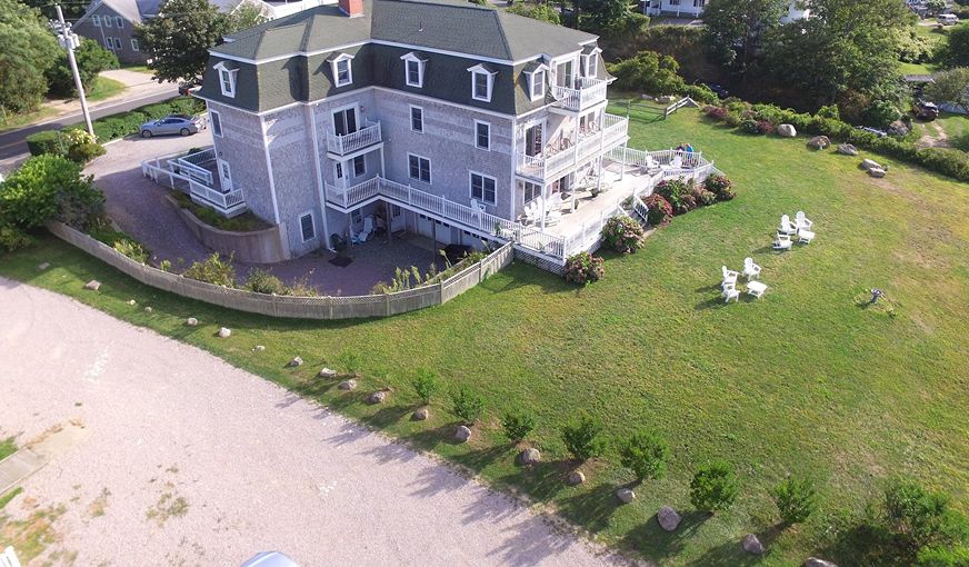 Payne’s Harbor View Inn, room with private jacuzzi, photo 7