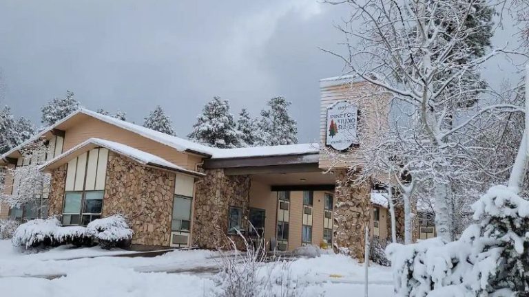 Pinetop Studio Suites