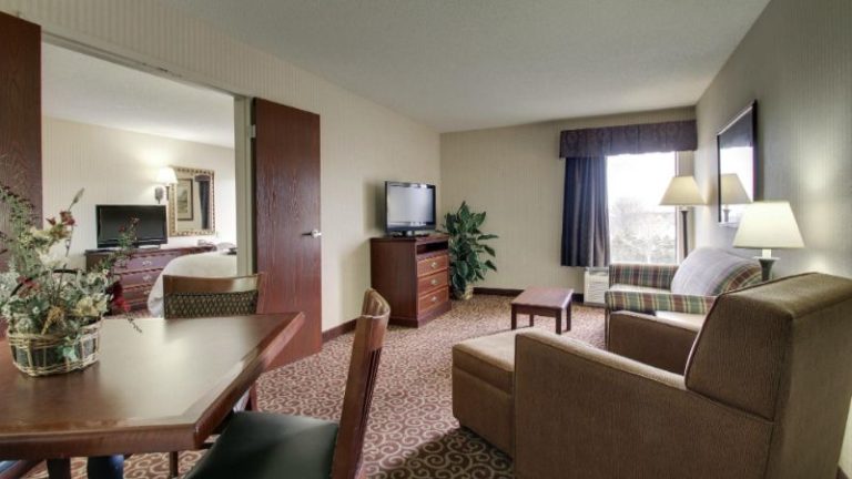 Quality Inn & Suites