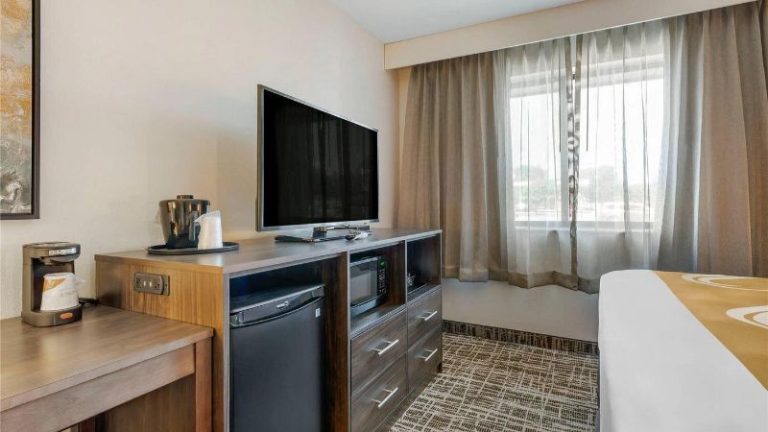 Quality Inn St. Cloud West