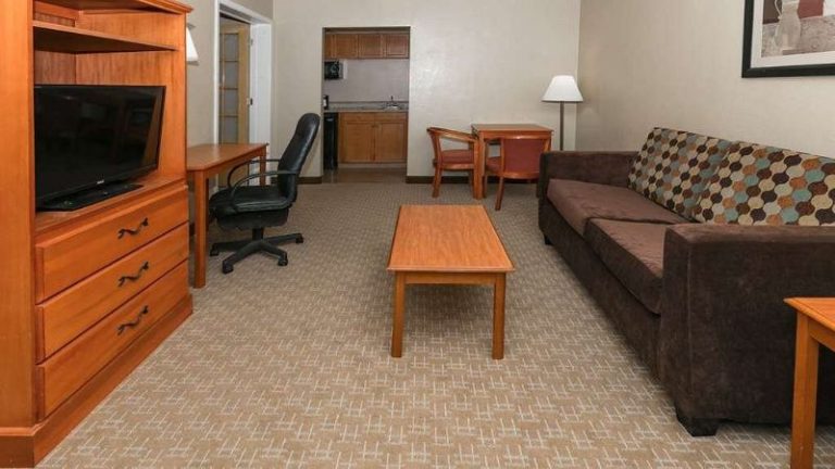Ramada by Wyndham Odessa Near University of Texas Permian