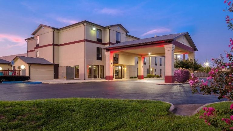 Red Roof Inn & Suites Mobile SW – I-10