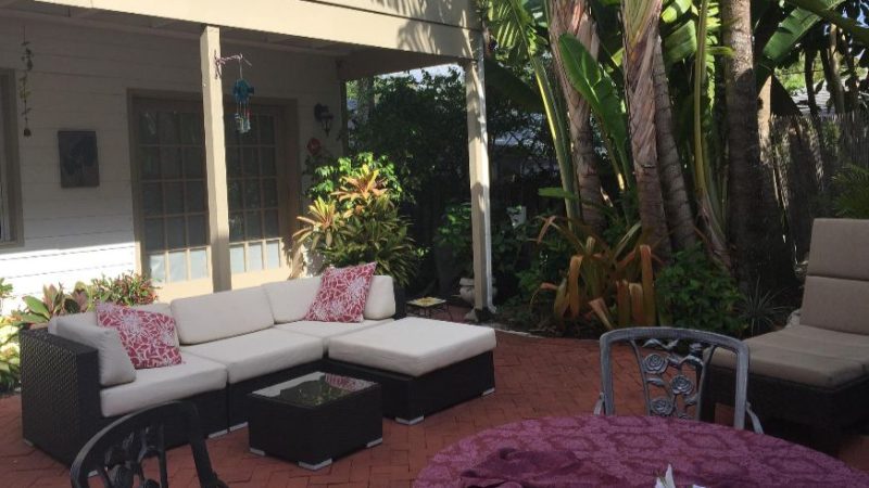 Sabal Palm House Bed & Breakfast, room with private jacuzzi, photo 6