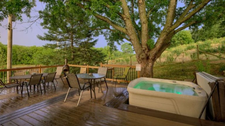 Scenic and Secluded Acreage Just outside of Omaha