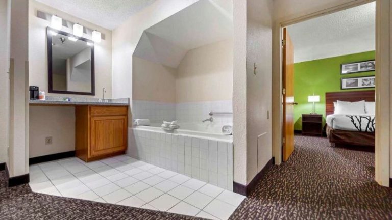 Sleep Inn & Suites Omaha Airport