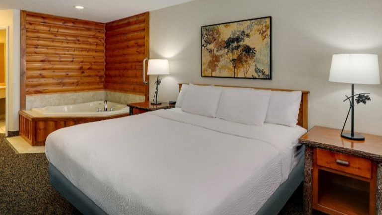 Stoney Creek Inn – Quincy