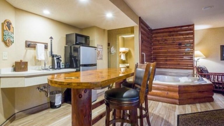 Stoney Creek Inn – Quincy