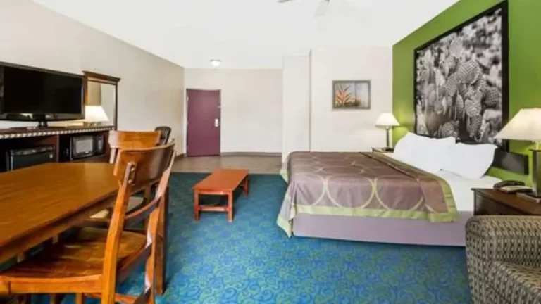 Super 8 by Wyndham Nacogdoches