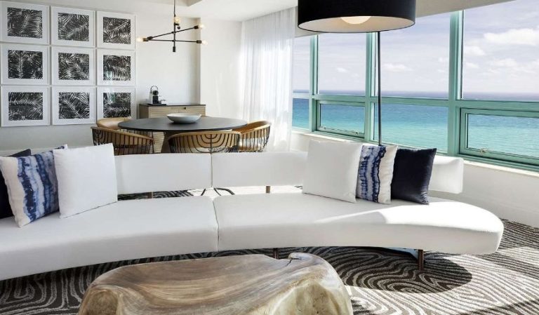 Signia by Hilton Diplomat Beach Resort