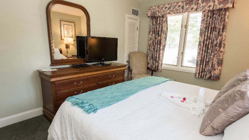 The Grand Hotel, room with private jacuzzi, photo 3