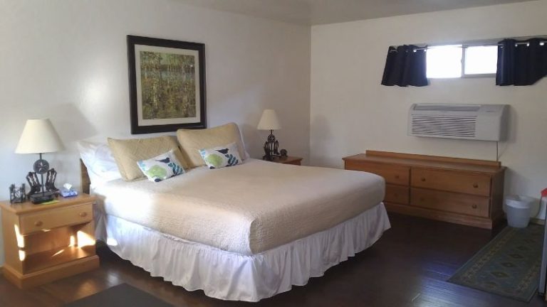 TimberLodge Inn