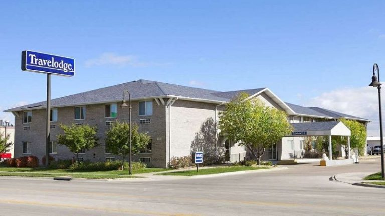 Travelodge by Wyndham Grand Island
