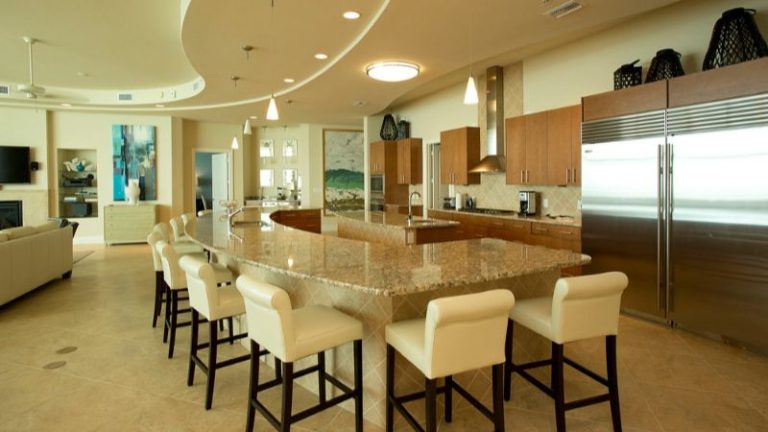 Turquoise Place