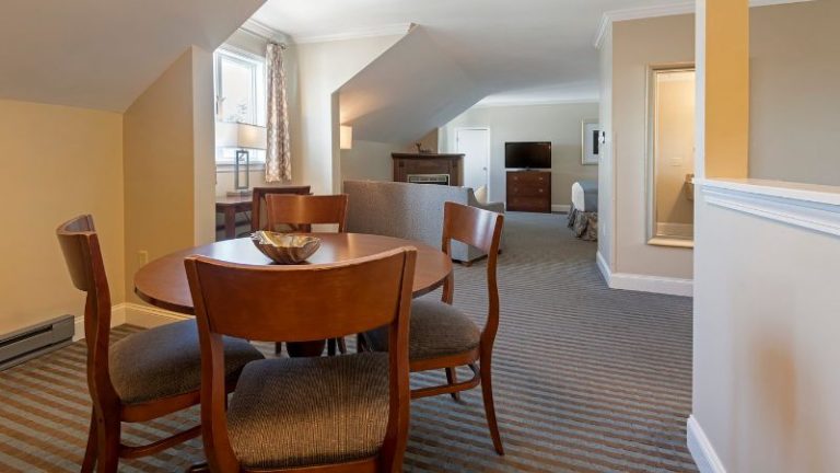 Union Bluff Hotel & Meeting House