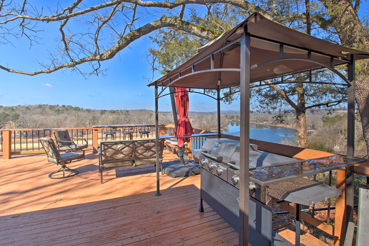 Lovely Hot Springs Escape, cabin with a private hot tub, photo 7