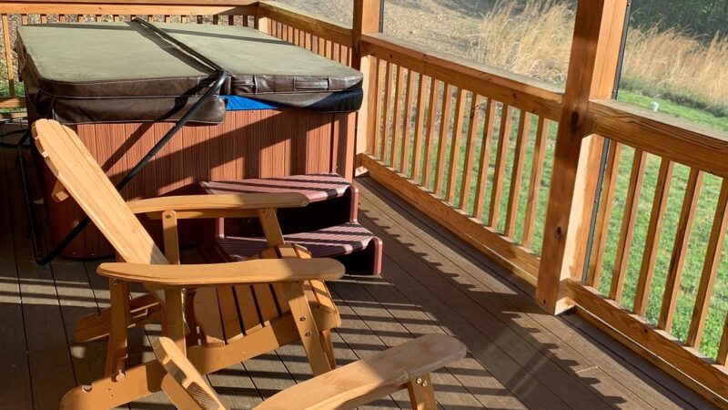 Shenandoah Woods, cabin with a private hot tub