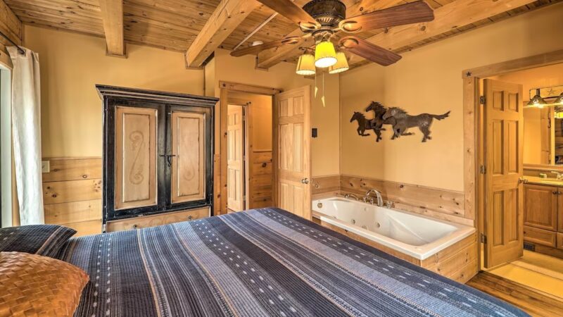 Warm & Woodsy Rothbury Escape, cabin with a private hot tub, photo 1