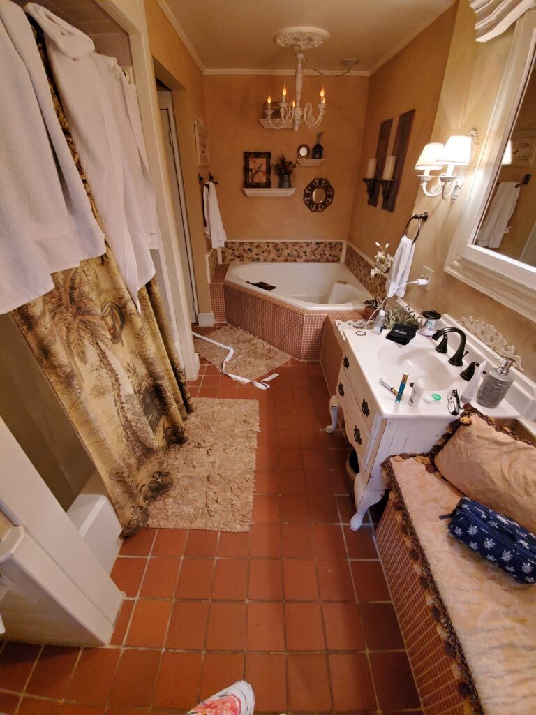 1777 Americana Inn Bed & Breakfast