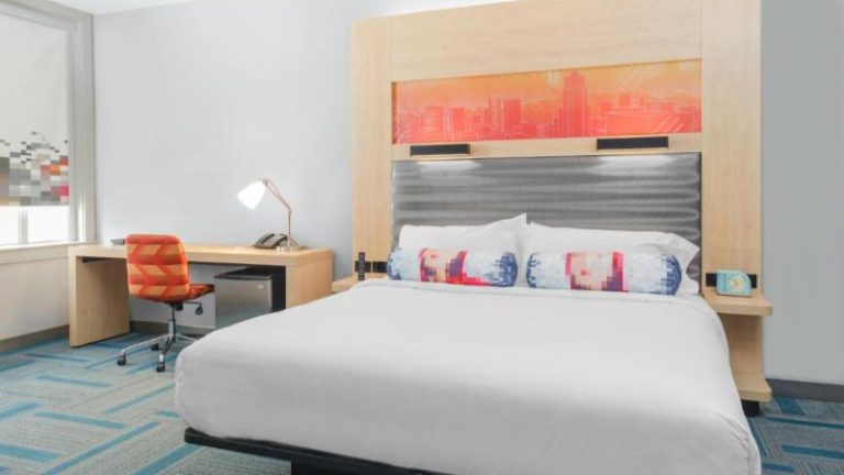 Aloft El Paso Downtown