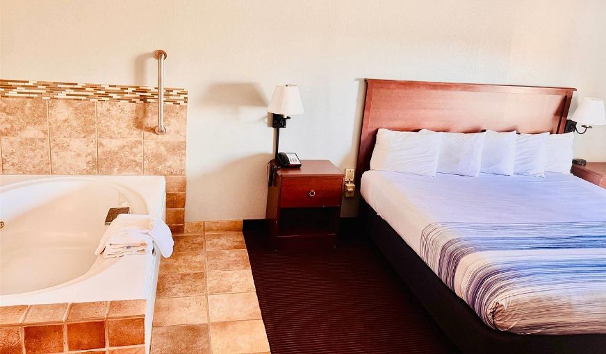 AmericInn by Wyndham Stillwater