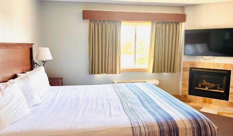 AmericInn by Wyndham Stillwater