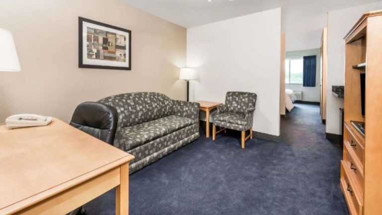 Baymont by Wyndham Indianapolis Northeast