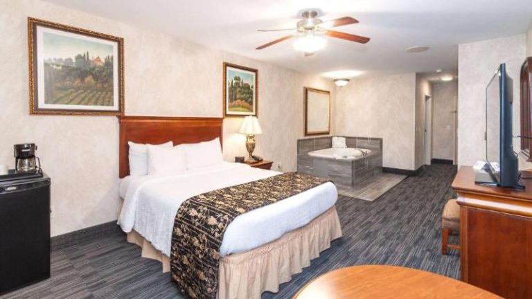 Bellissimo Hotel, Trademark by Wyndham Near Foxwoods Casino