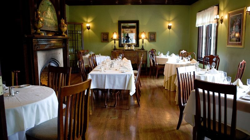 The Belvedere Inn & Restaurant, room with private jacuzzi, photo 3