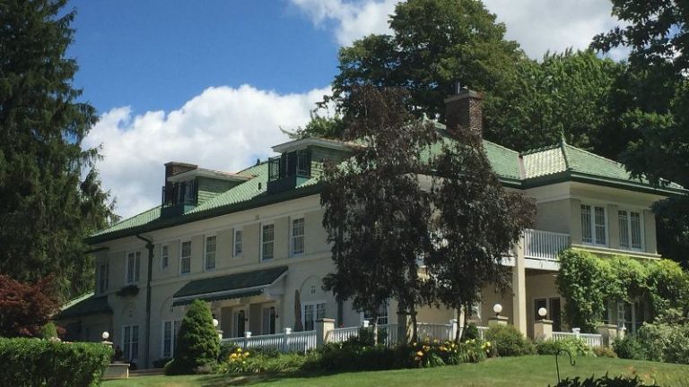 The Belvedere Inn & Restaurant