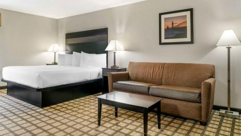 Best Western Beacon Inn