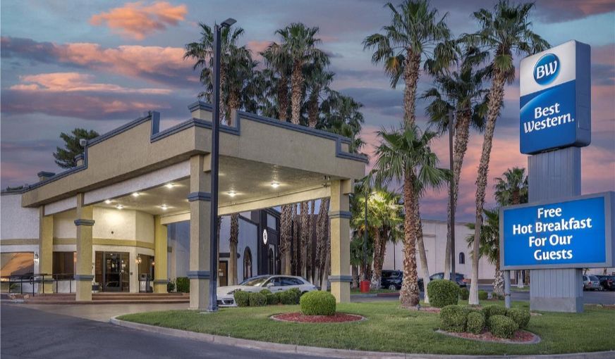 Best Western Pahrump Oasis, room with private jacuzzi, photo 5