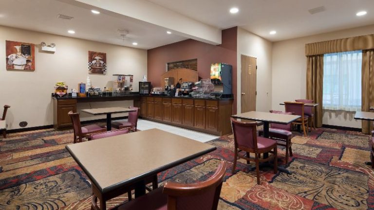 Best Western Plaza Hotel Saugatuck