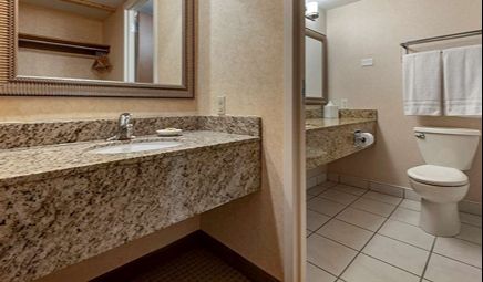 Best Western Plus Oswego Hotel And Conference Center