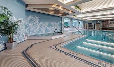 Best Western Plus Oswego Hotel And Conference Center, room with private jacuzzi, photo 7