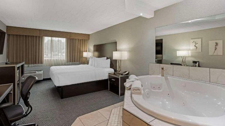 Best Western Plus Reading Inn & Suites